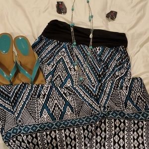 ❄Apt 9 tribal maxi skirt
